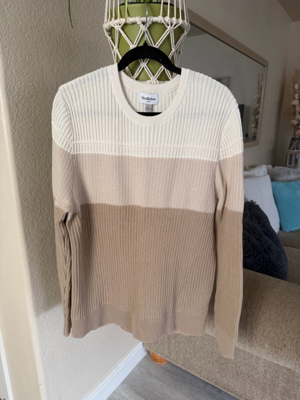 Goodfellow & Co Men’s Colorblock Crewneck Sweater - Cream & Tan